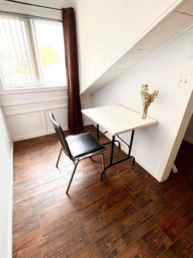 Les Appartements Du Vieil Edifice Metabetchouan-Lac-a-la-Croix Ngoại thất bức ảnh